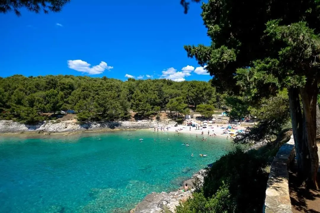 Apartment Nora Near The Beach Pula